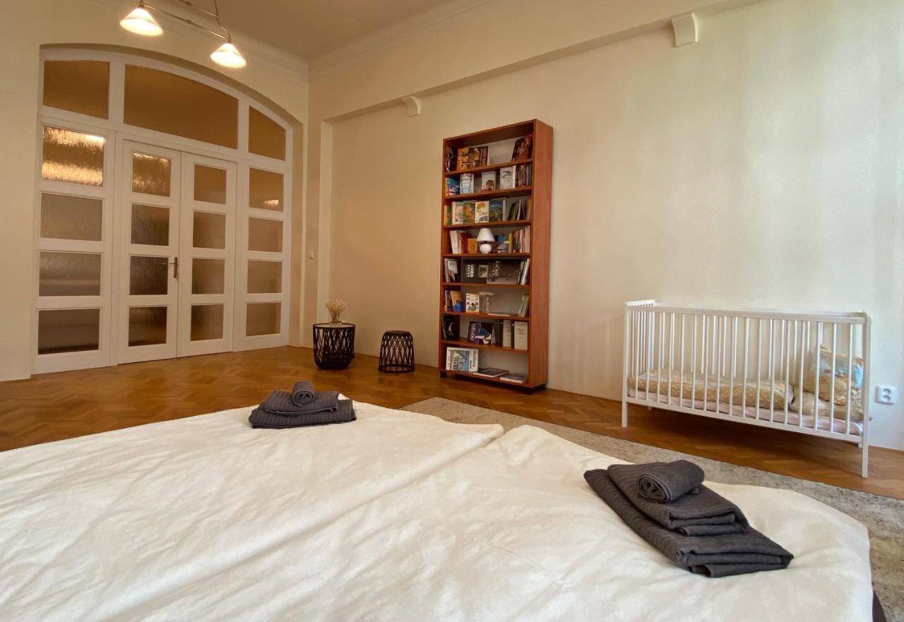 Luxury Vincents Apartments Košice Exteriör bild