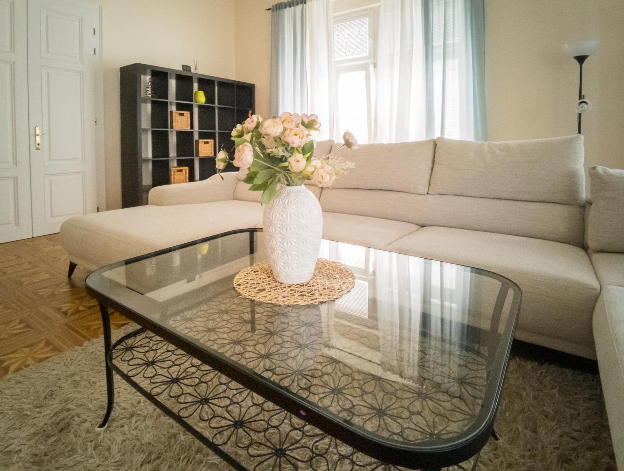 Luxury Vincents Apartments Košice Exteriör bild